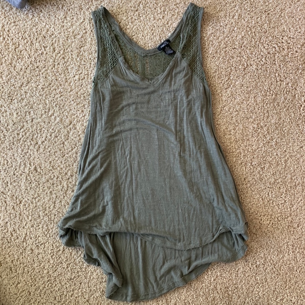 Tank - Picture 2 of 3